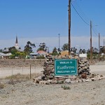 The entrance to Rietbron village on the road from Beaufort West